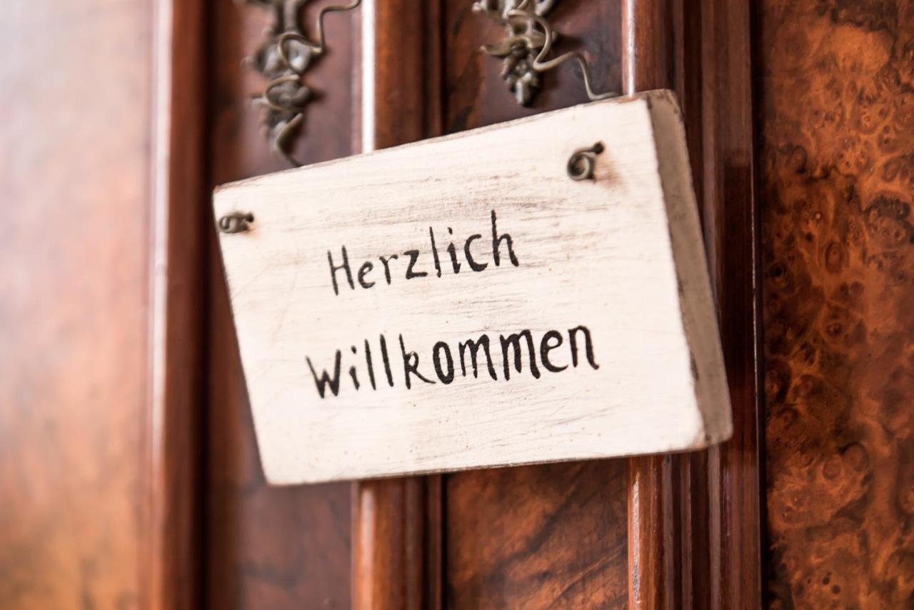 Hussi'S Home Grossenhain Bagian luar foto